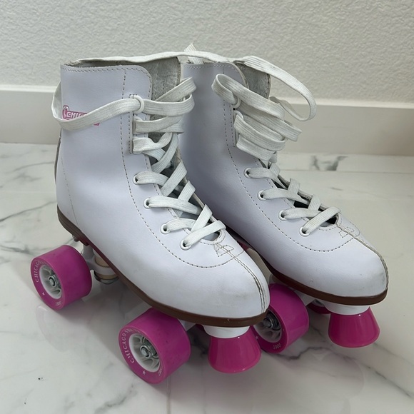 Chicago Girls' Rink Roller Skates Size 4 - Picture 1 of 6
